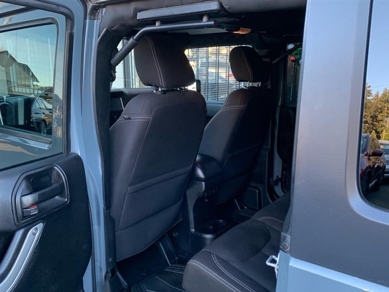 Jeep Wrangler Unlimited Sahara 4WD 2015