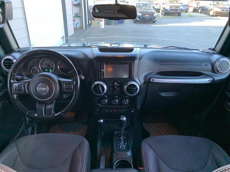 Jeep Wrangler Unlimited Sahara 4WD 2015