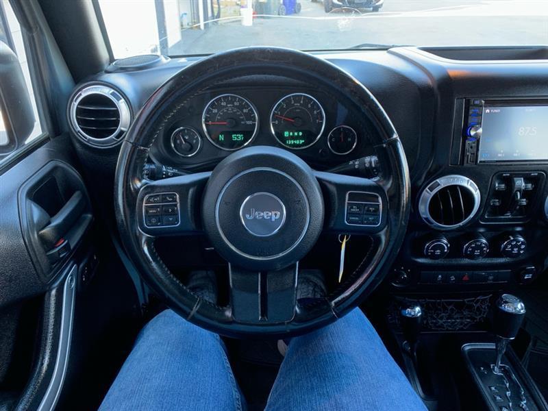 Jeep Wrangler Unlimited Sahara 4WD 2015