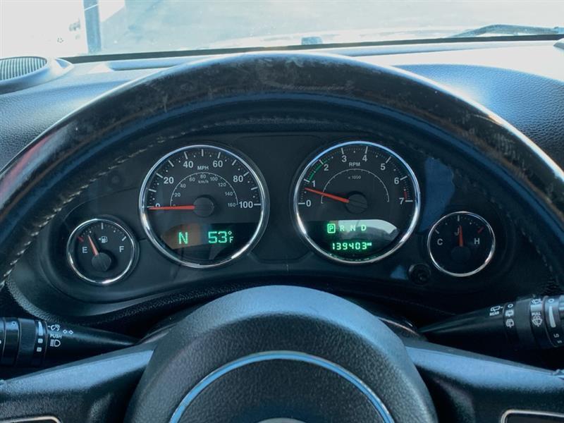 Jeep Wrangler Unlimited Sahara 4WD 2015