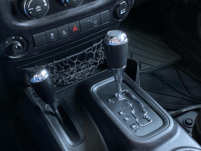 Jeep Wrangler Unlimited Sahara 4WD 2015