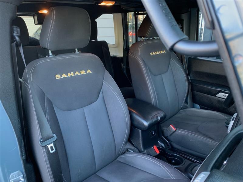 Jeep Wrangler Unlimited Sahara 4WD 2015