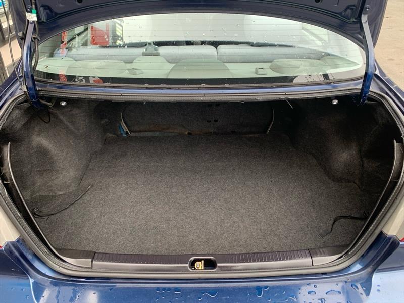 Toyota Corolla CE 2001