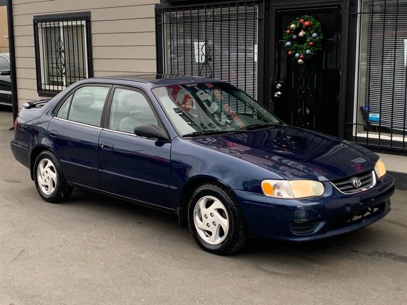 Toyota Corolla CE 2001
