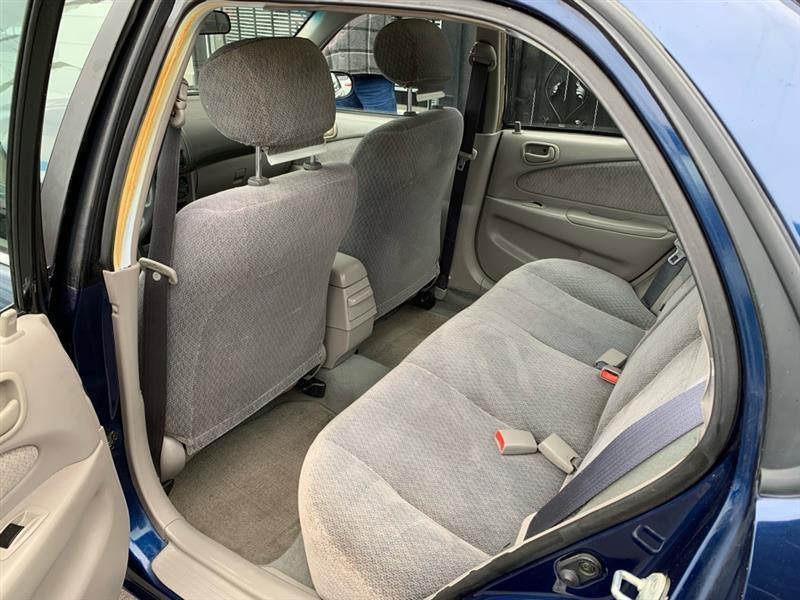 Toyota Corolla CE 2001