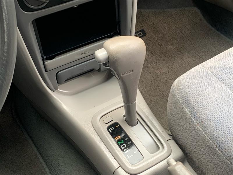 Toyota Corolla CE 2001