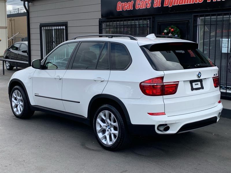 BMW X5 xDrive35i 2011