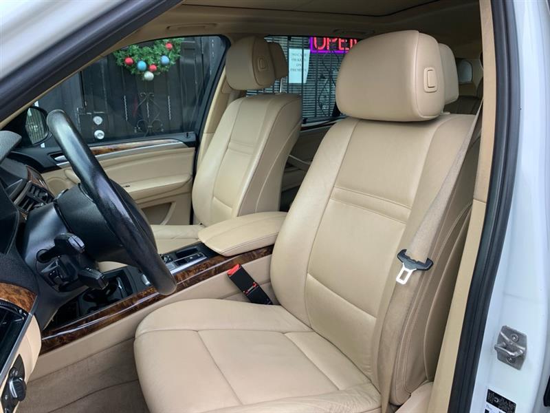 BMW X5 xDrive35i 2011