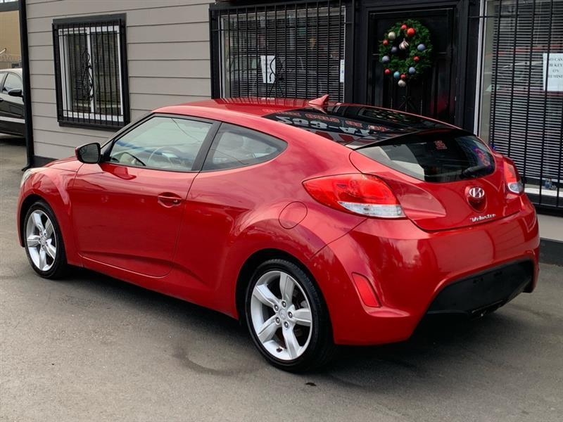 Hyundai Veloster Base 2014