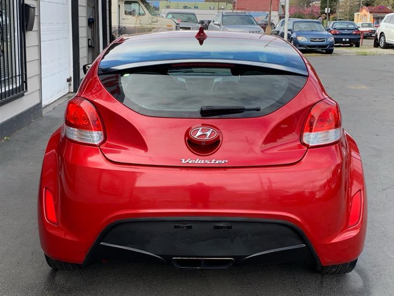 Hyundai Veloster Base 2014