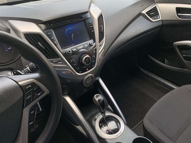 Hyundai Veloster Base 2014