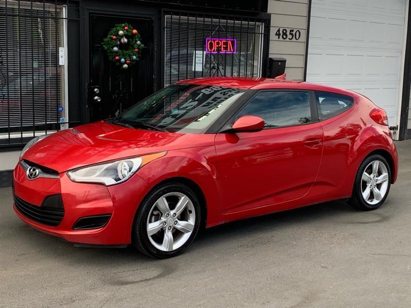 2014 Hyundai Veloster Base