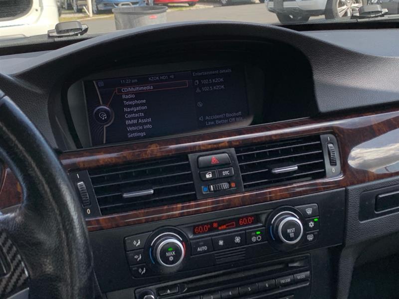 BMW 3-Series 335xi 2009