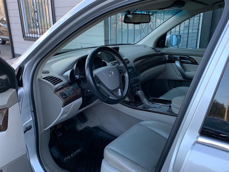 Acura MDX 6-Spd AT w/Tech and Entertainment Package 2013