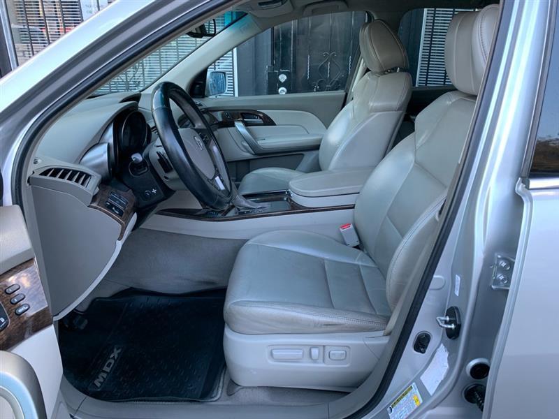 Acura MDX 6-Spd AT w/Tech and Entertainment Package 2013