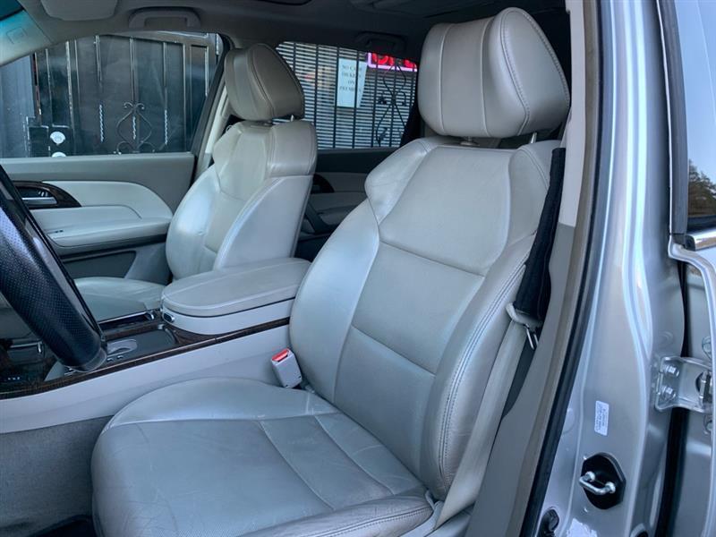 Acura MDX 6-Spd AT w/Tech and Entertainment Package 2013