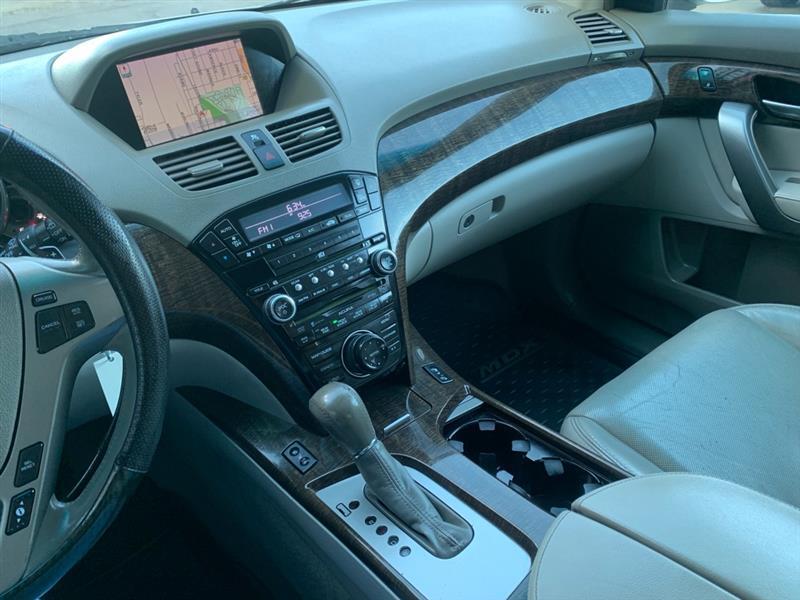 Acura MDX 6-Spd AT w/Tech and Entertainment Package 2013