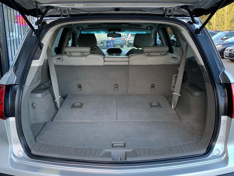 Acura MDX 6-Spd AT w/Tech and Entertainment Package 2013