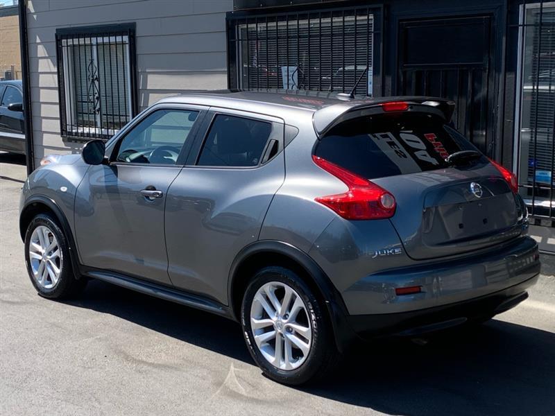 Nissan Juke S AWD 2013