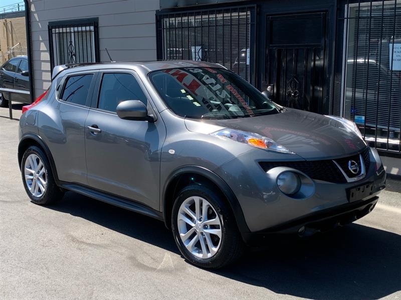 Nissan Juke S AWD 2013