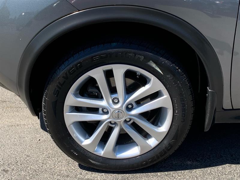 Nissan Juke S AWD 2013