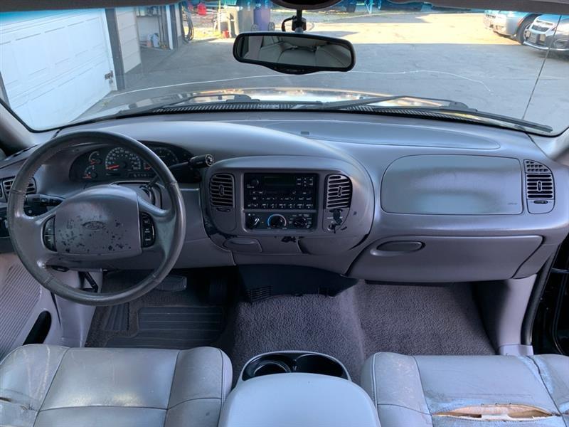 Ford F-150 Lariat SuperCab Short Bed 2WD 2001