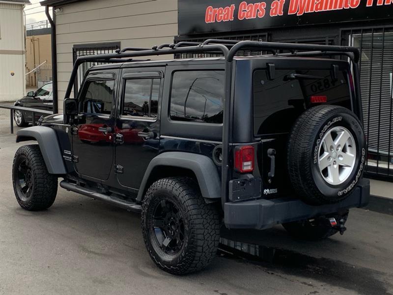 Jeep Wrangler Unlimited Sport 4WD 2014