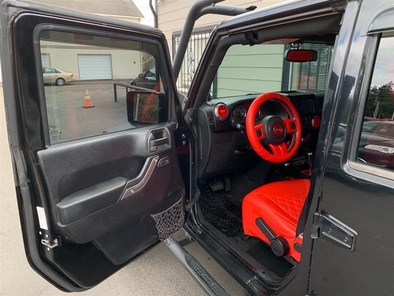 Jeep Wrangler Unlimited Sport 4WD 2014