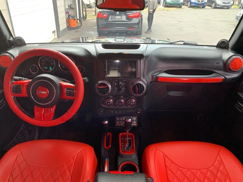 Jeep Wrangler Unlimited Sport 4WD 2014
