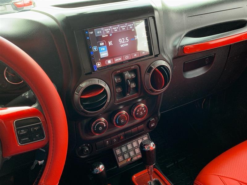 Jeep Wrangler Unlimited Sport 4WD 2014