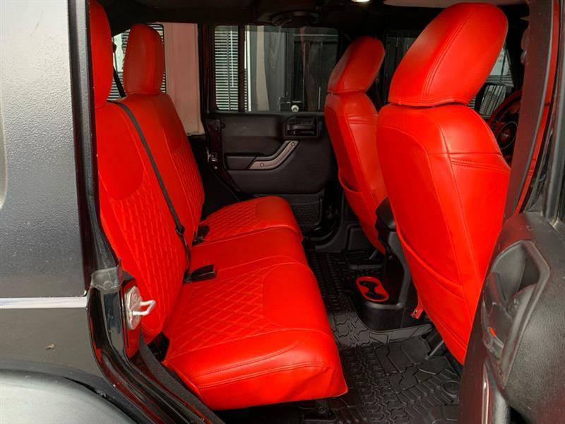 Jeep Wrangler Unlimited Sport 4WD 2014