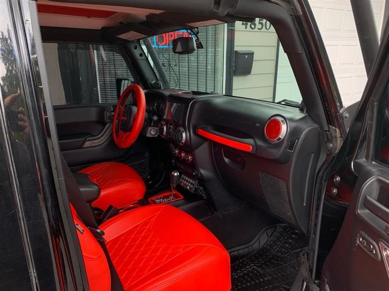 Jeep Wrangler Unlimited Sport 4WD 2014