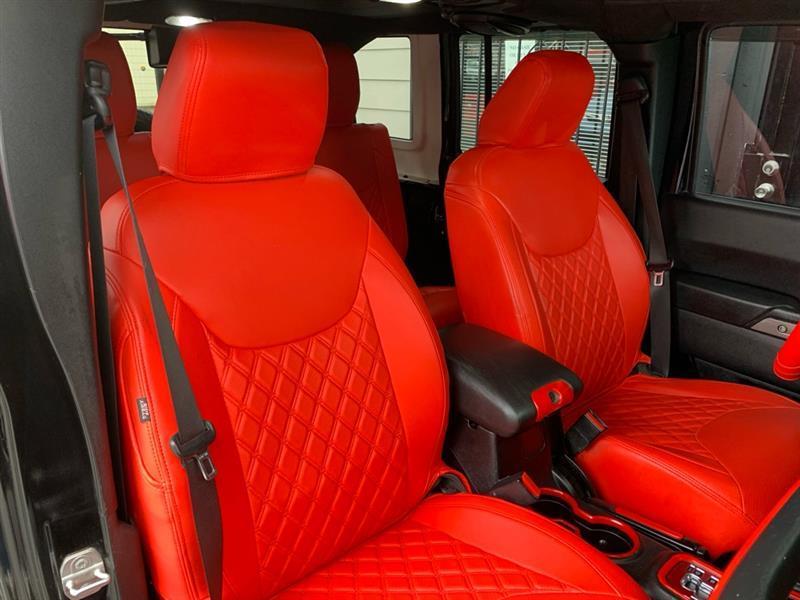 Jeep Wrangler Unlimited Sport 4WD 2014