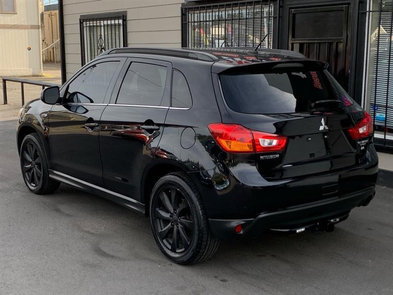 Mitsubishi Outlander Sport SE 2WD 2015