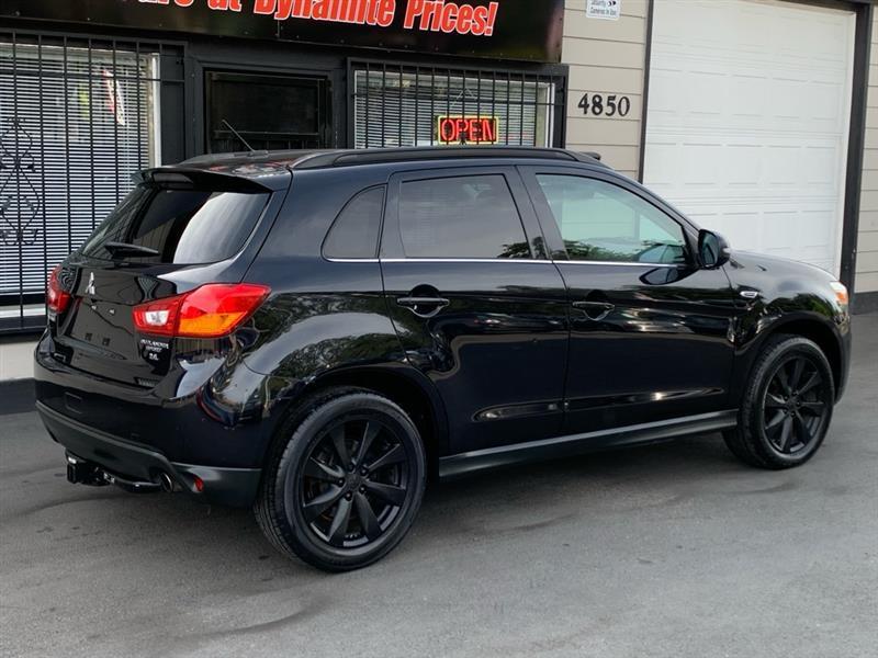 Mitsubishi Outlander Sport SE 2WD 2015