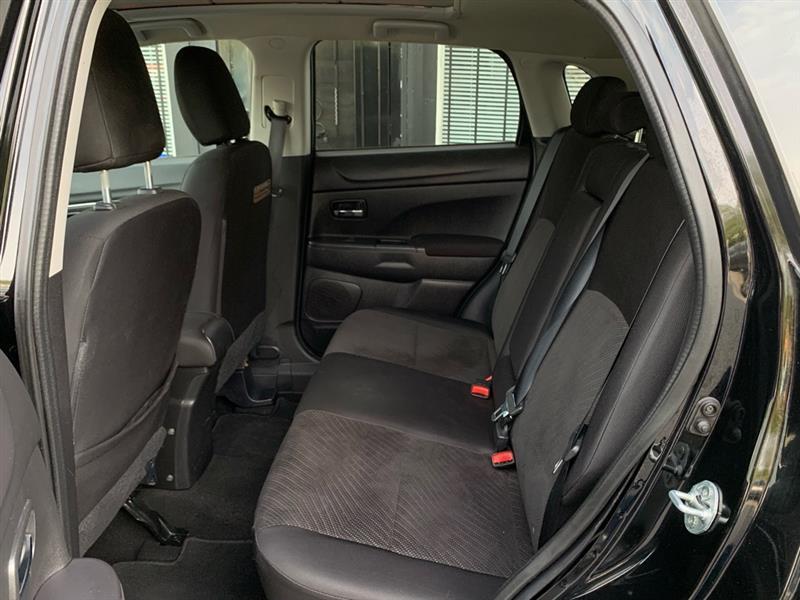 Mitsubishi Outlander Sport SE 2WD 2015