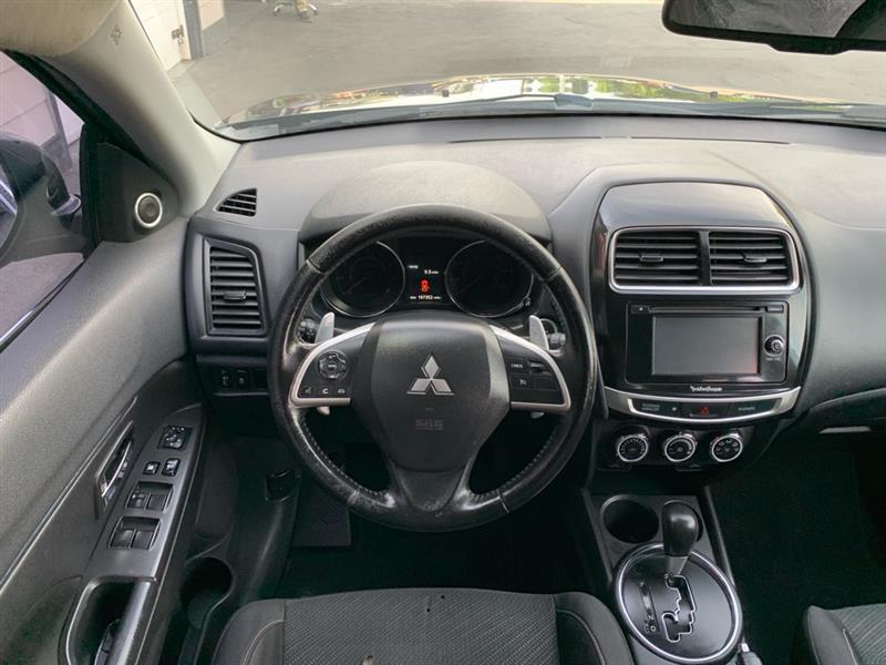 Mitsubishi Outlander Sport SE 2WD 2015