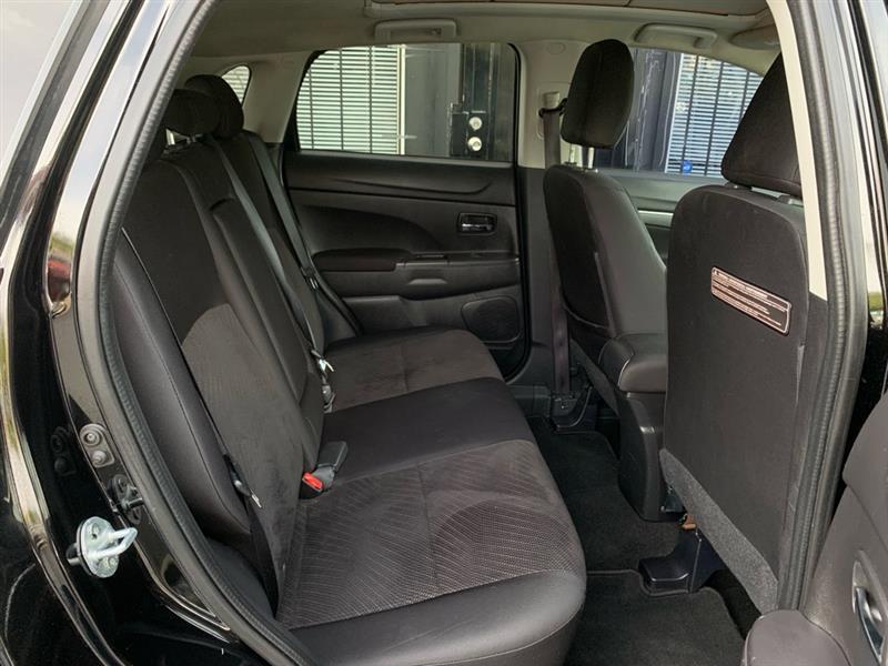 Mitsubishi Outlander Sport SE 2WD 2015