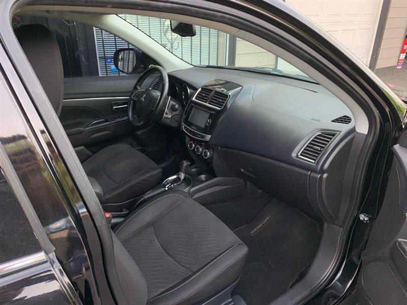 Mitsubishi Outlander Sport SE 2WD 2015