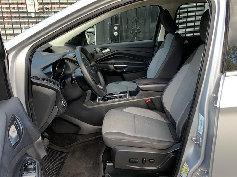 Ford Escape SE FWD 2018