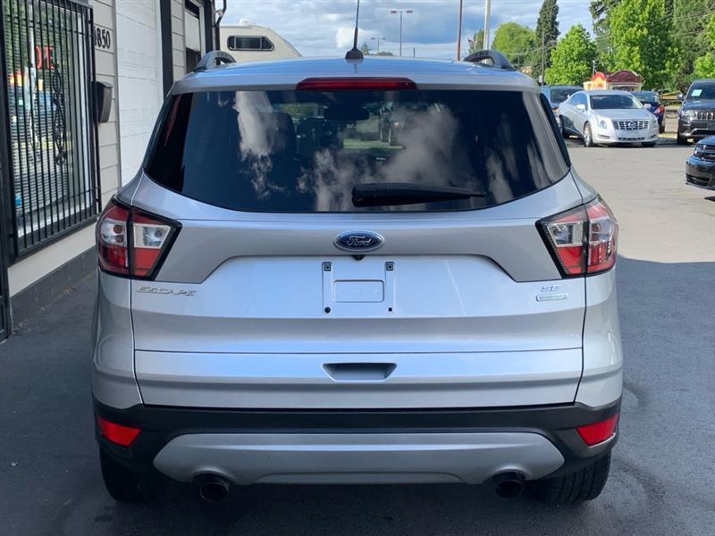 Ford Escape SE FWD 2018