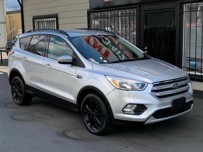 Ford Escape SE FWD 2018