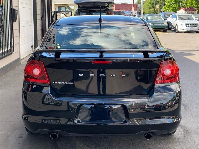 Dodge Avenger SE 2013