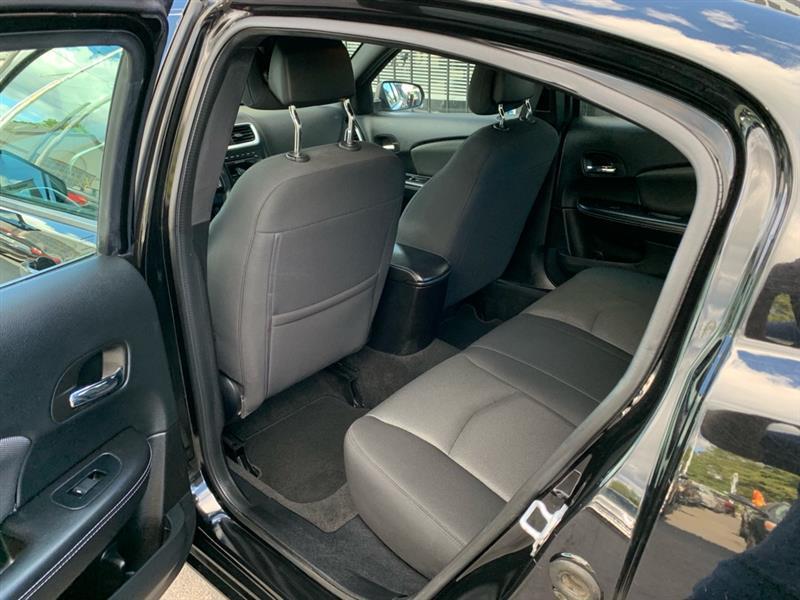 Dodge Avenger SE 2013