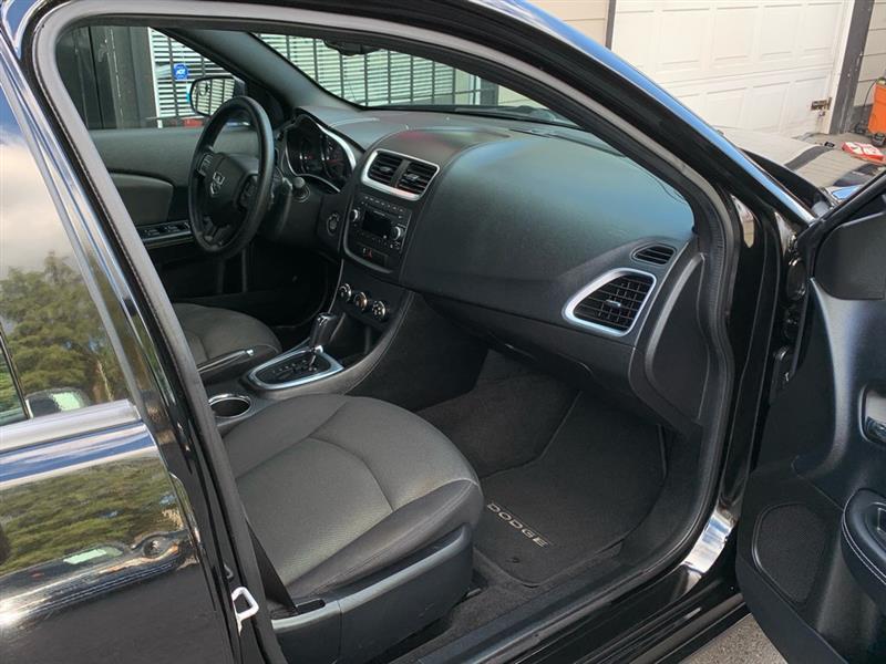 Dodge Avenger SE 2013
