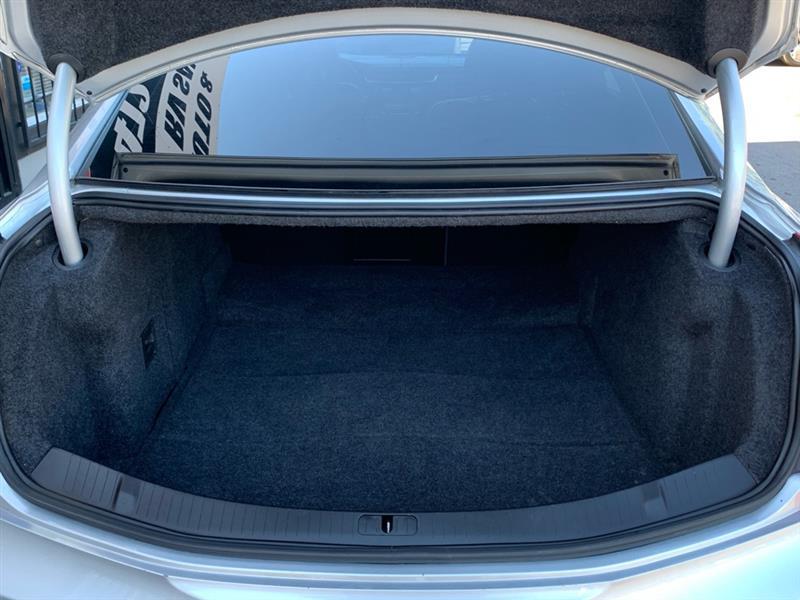 Cadillac XTS Luxury 2013