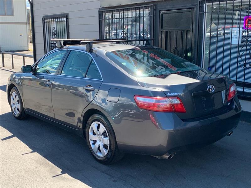 Toyota Camry  2007