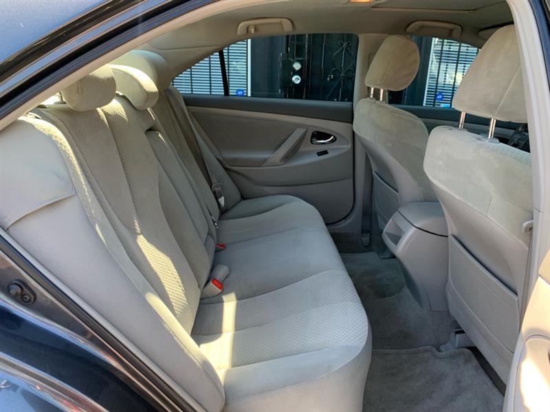 Toyota Camry  2007