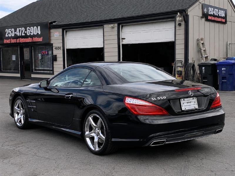 Mercedes-Benz SL-Class SL550R 2013