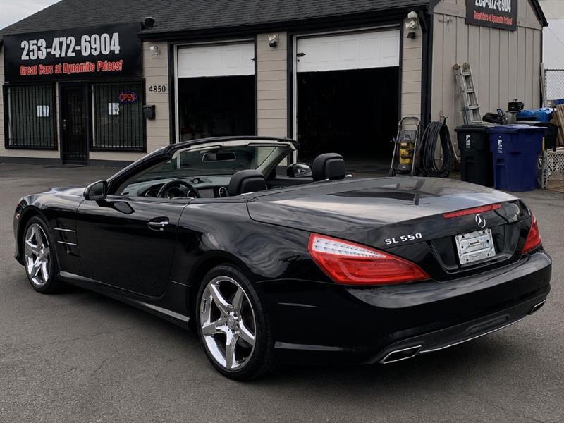 Mercedes-Benz SL-Class SL550R 2013